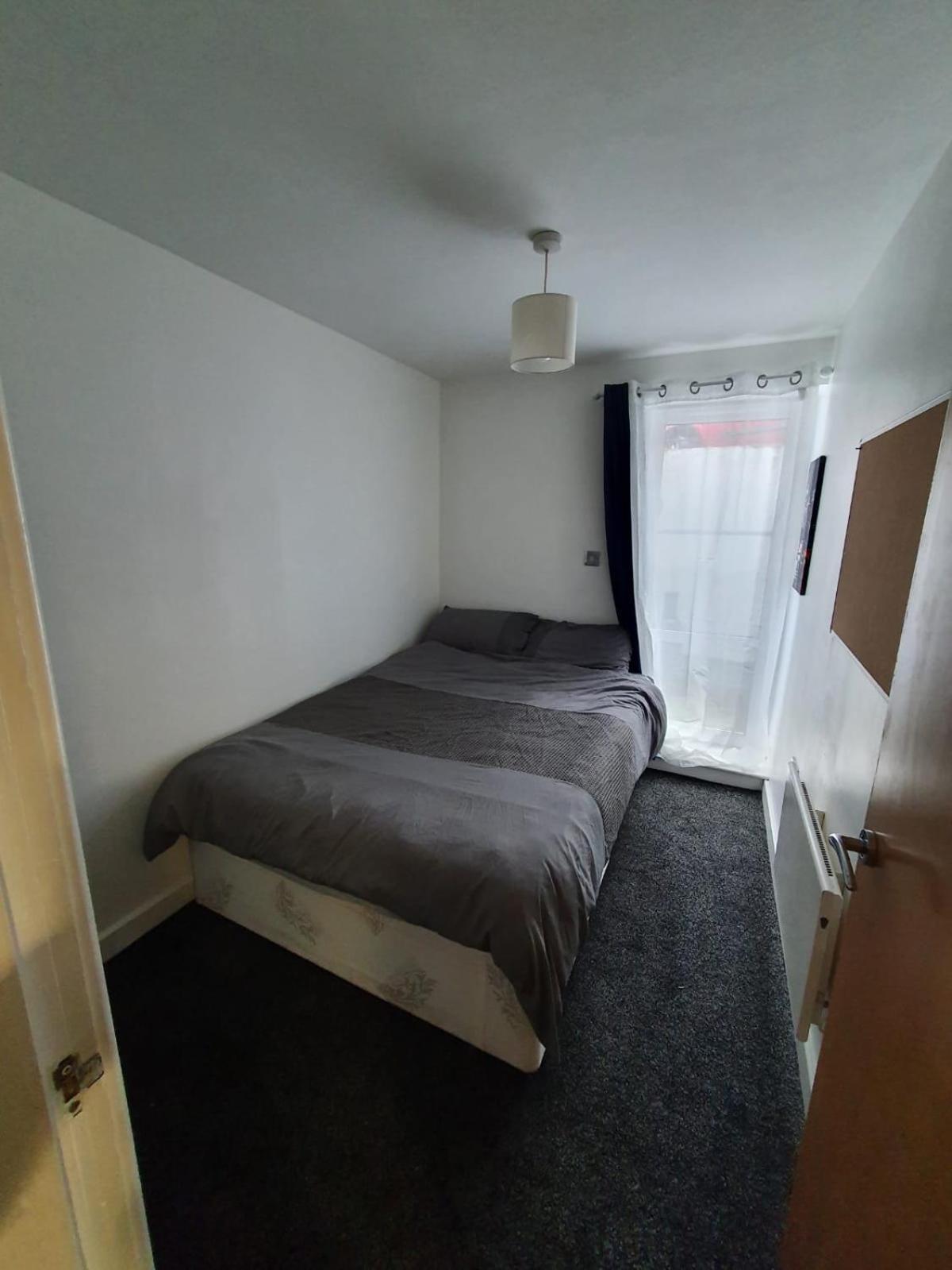 Quiet 2 Bedroom Flat In Darlington With Free Parking, Wi-Fi And More Exterior foto