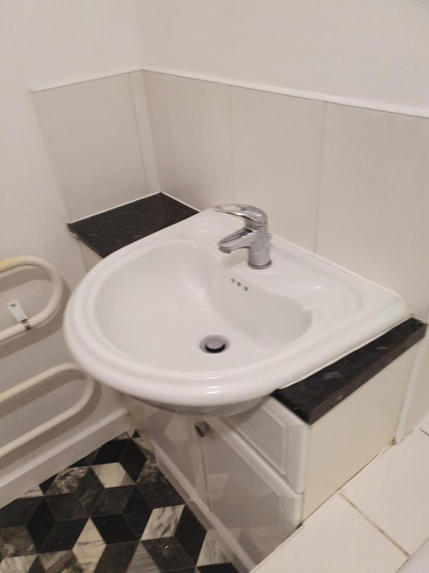 Quiet 2 Bedroom Flat In Darlington With Free Parking, Wi-Fi And More Exterior foto